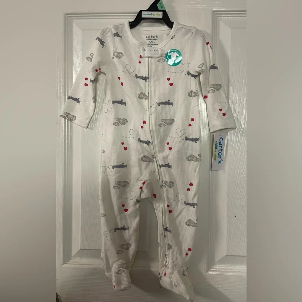 🔴 3/$12 Carter's White Footie with Gray and Red Accents! NWT!